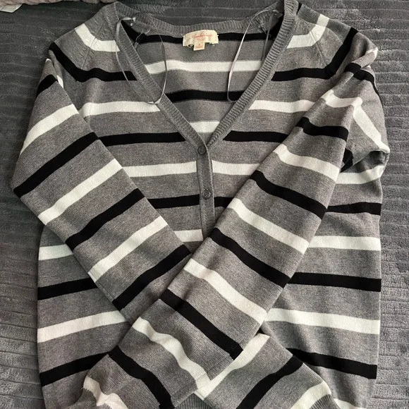 Cardigans! - Picture 2 of 3